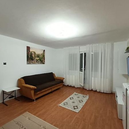 Apartament Alis2011 Buzău Eksteriør bilde